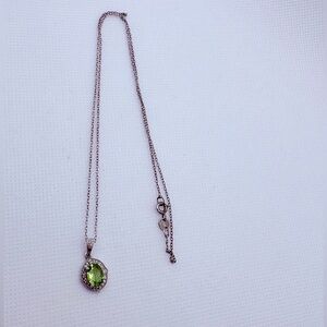 Vintage Sterling Silver Peridot Pendant Necklace Oval Illusion Setting 2.57g 18”